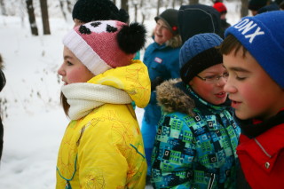Саша Бондарев - справа