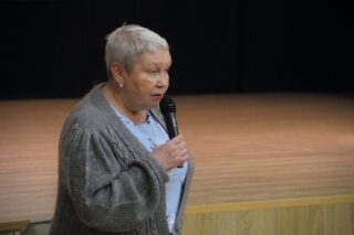 лена Орлова, 
воспитанница В.Крапивина, 
преподаватель по журналистике, 
общественный деятель.